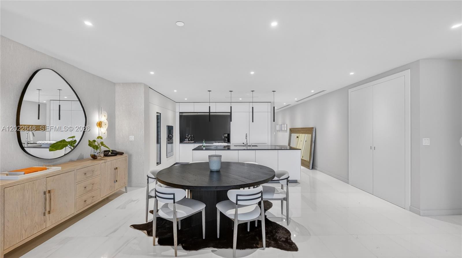 300 Biscayne Blvd Way #3604 Miami, FL 33131