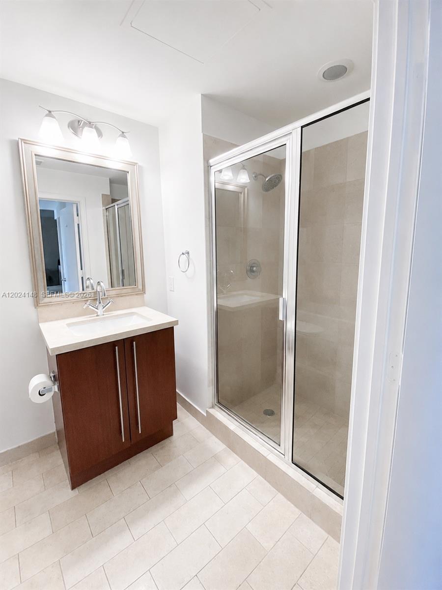 image Axis on Brickell South5