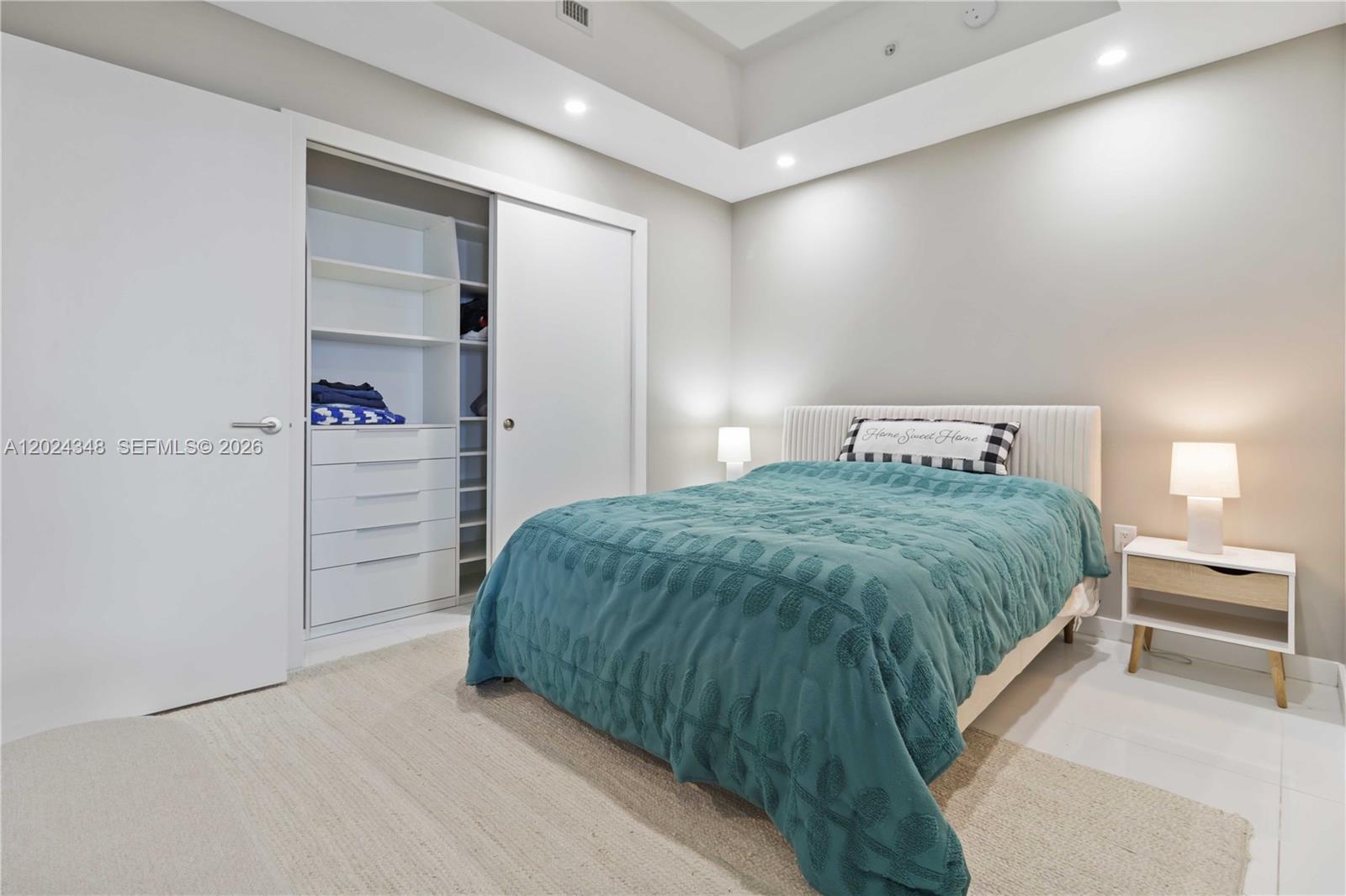 851 NE 1st Ave #3006 Miami, FL 33132