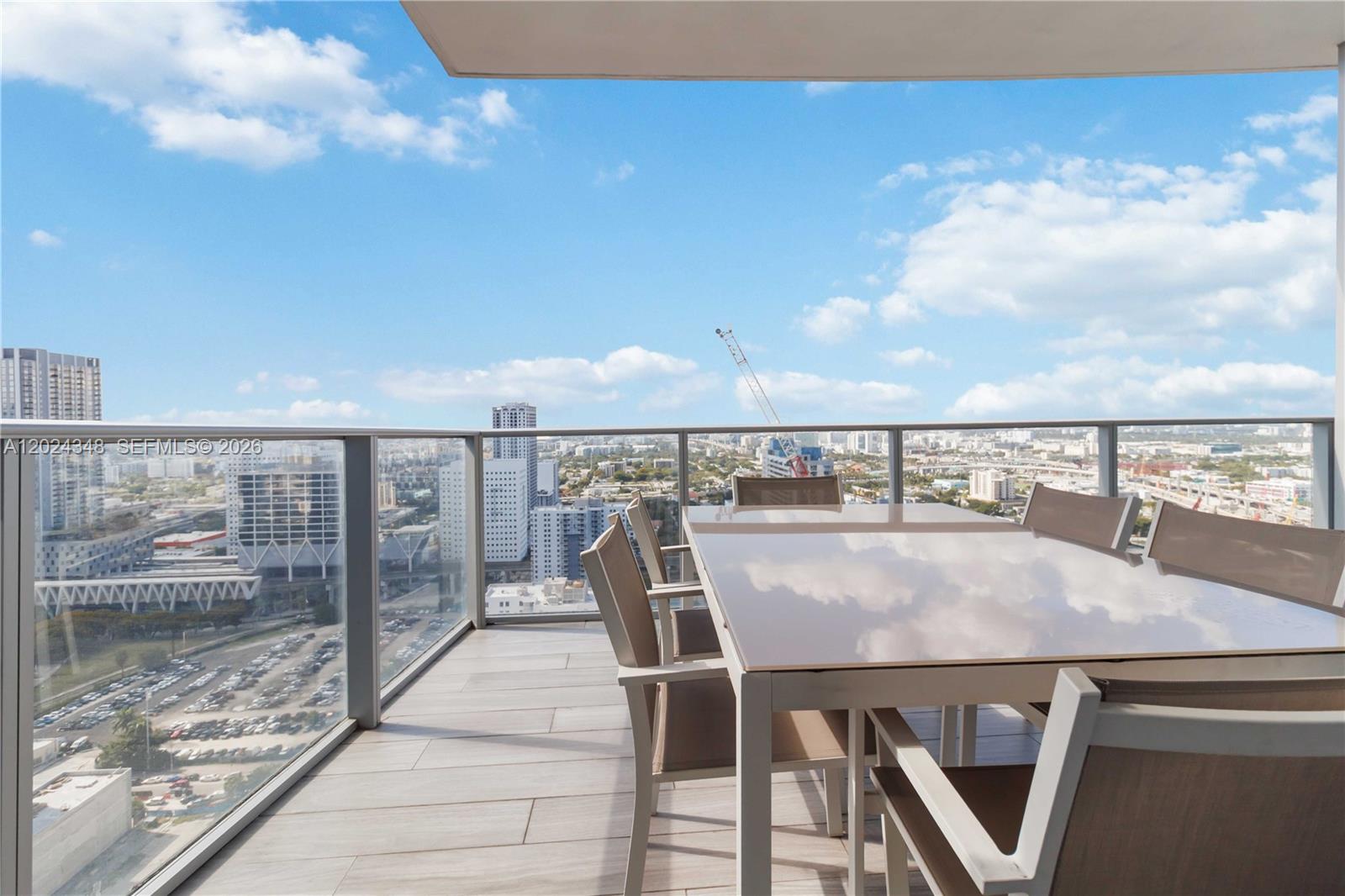 851 NE 1st Ave #3006 Miami, FL 33132