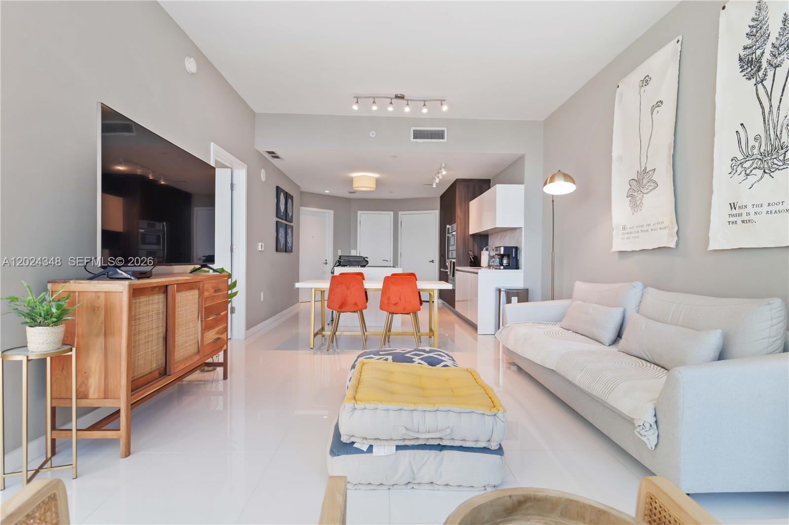 851 NE 1st Ave #3006 Miami, FL 33132