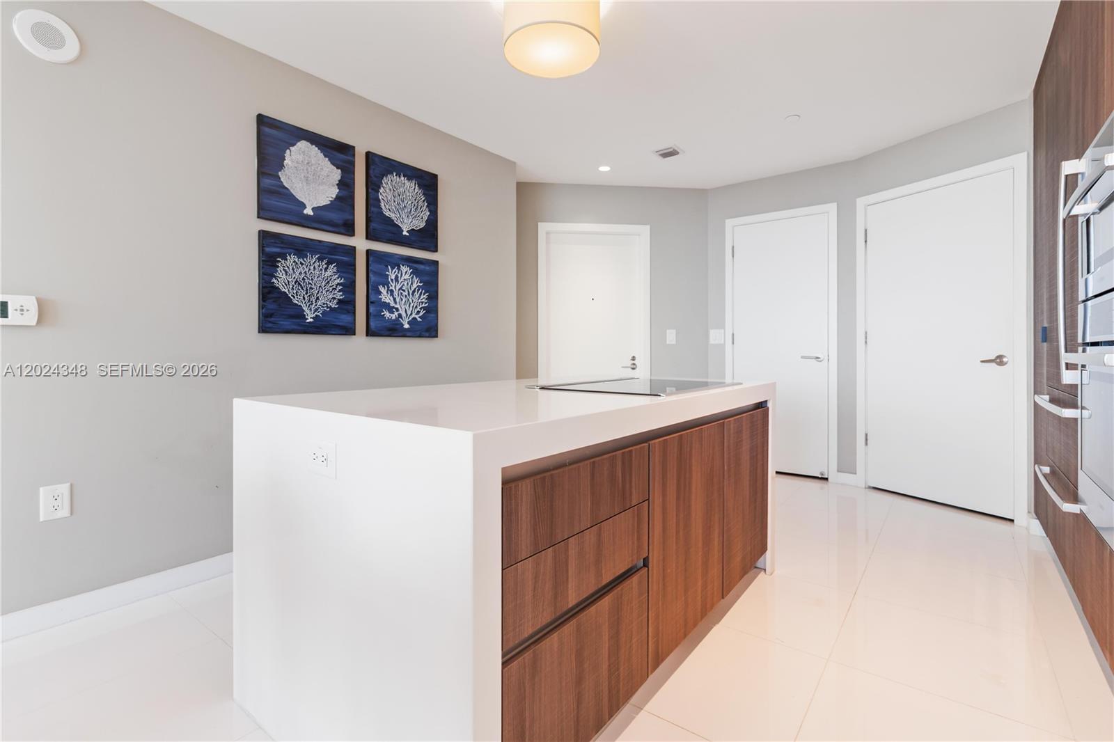 851 NE 1st Ave #3006 Miami, FL 33132