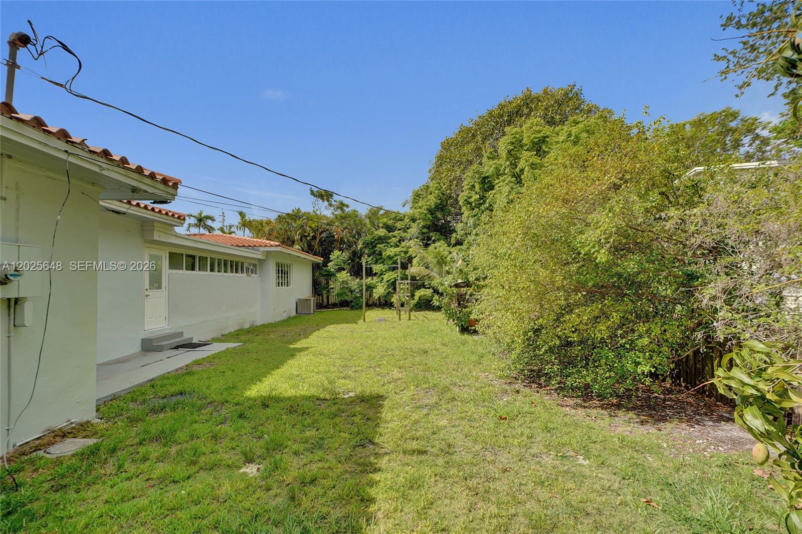 2300 SW 22nd Ave Miami, FL 33145