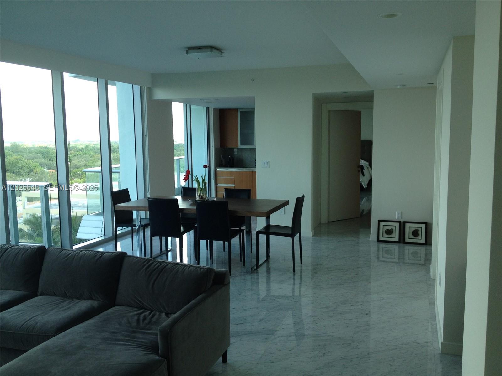 2627 S Bayshore Dr #1208 Miami, FL 33133