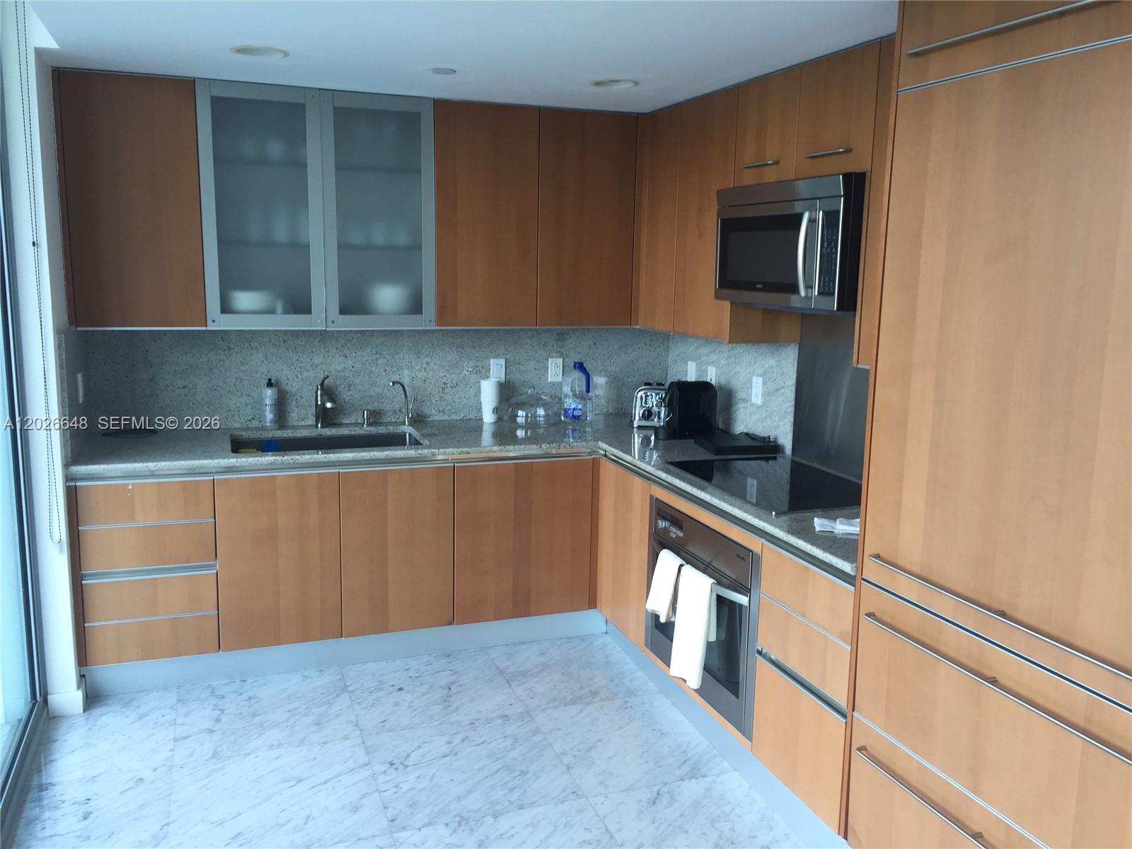 2627 S Bayshore Dr #1208 Miami, FL 33133