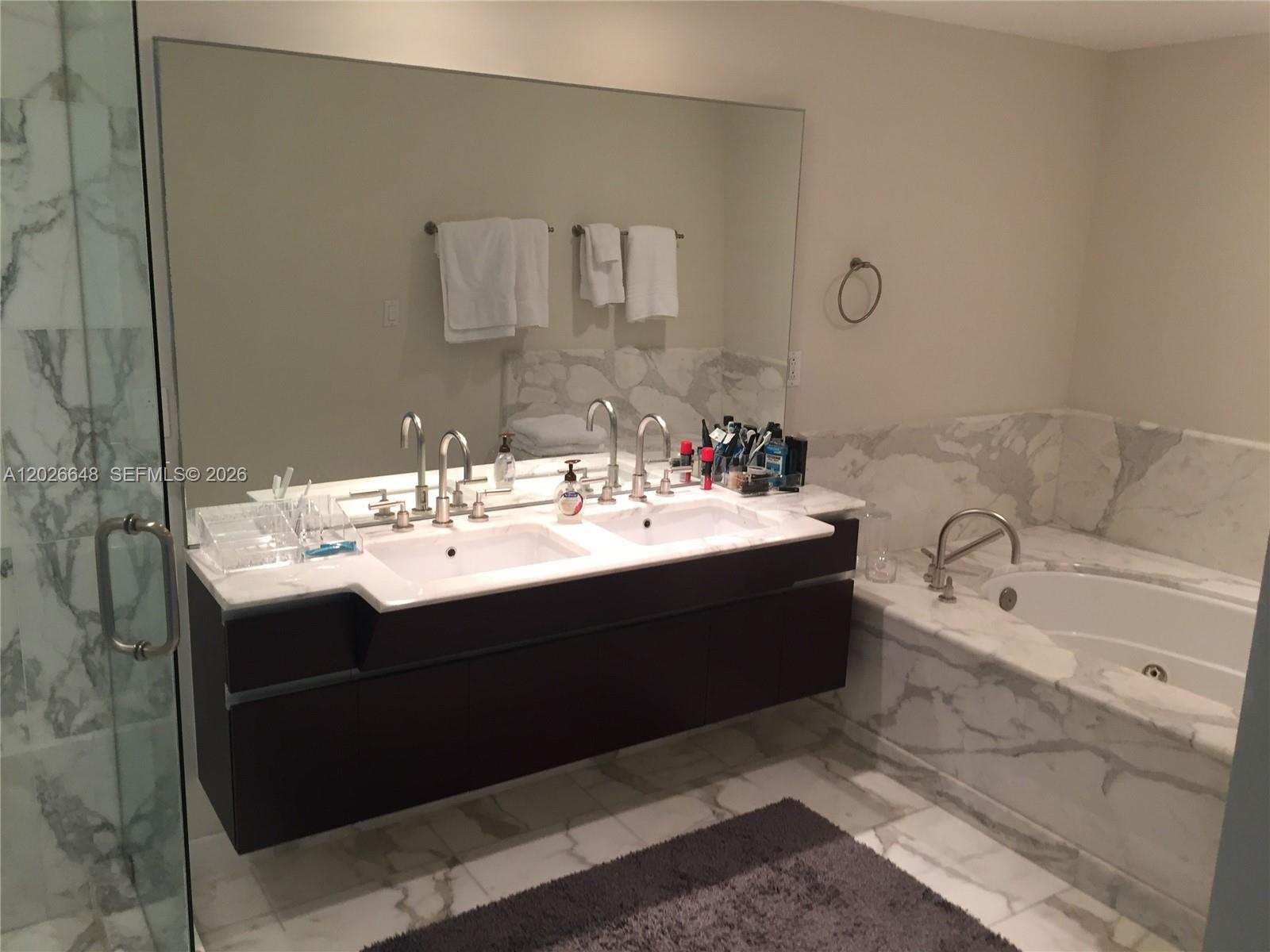 2627 S Bayshore Dr #1208 Miami, FL 33133