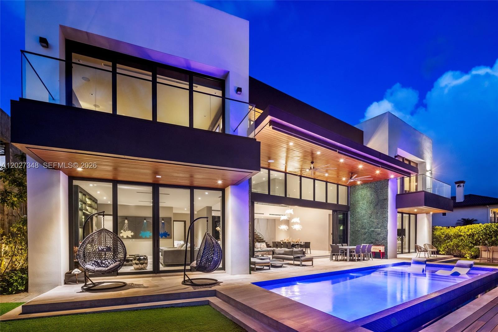 16470 NE 30th Ave North Miami Beach, FL 33160