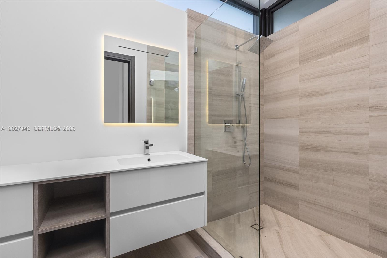 16470 NE 30th Ave North Miami Beach, FL 33160