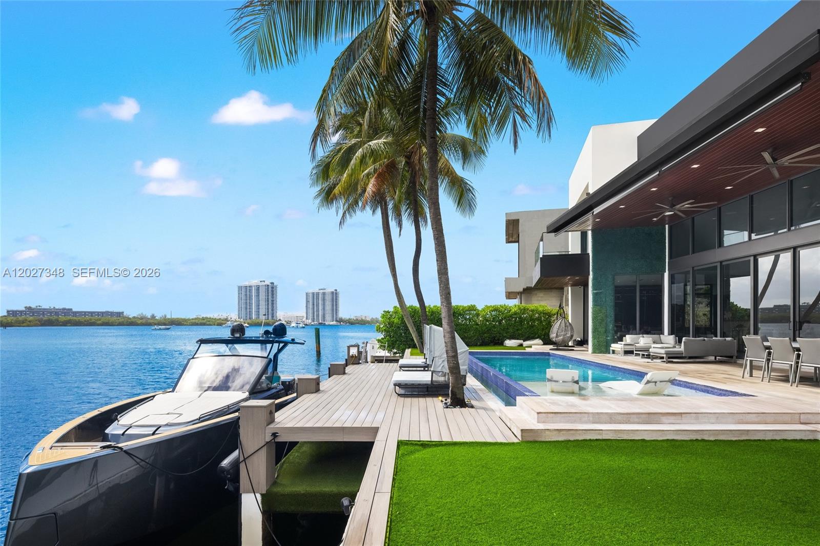 16470 NE 30th Ave North Miami Beach, FL 33160