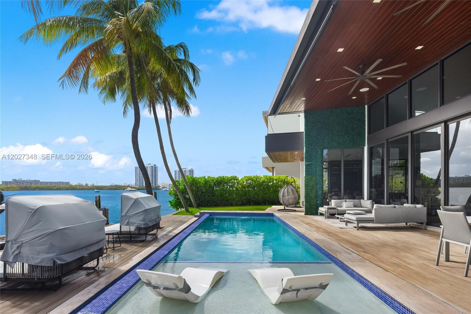 16470 NE 30th Ave North Miami Beach, FL 33160