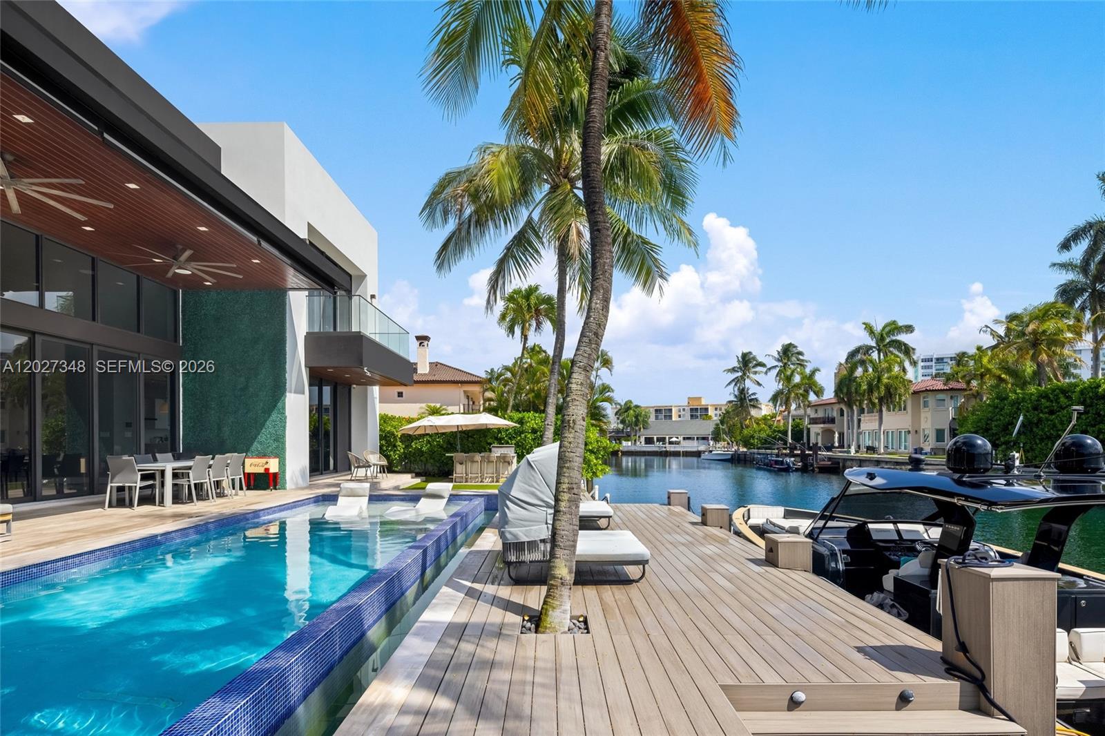 16470 NE 30th Ave North Miami Beach, FL 33160