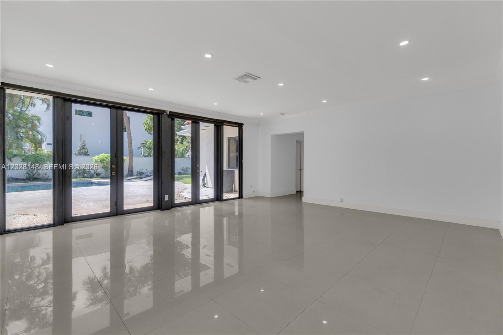 549 NE 12th Fort Lauderdale, FL 33301