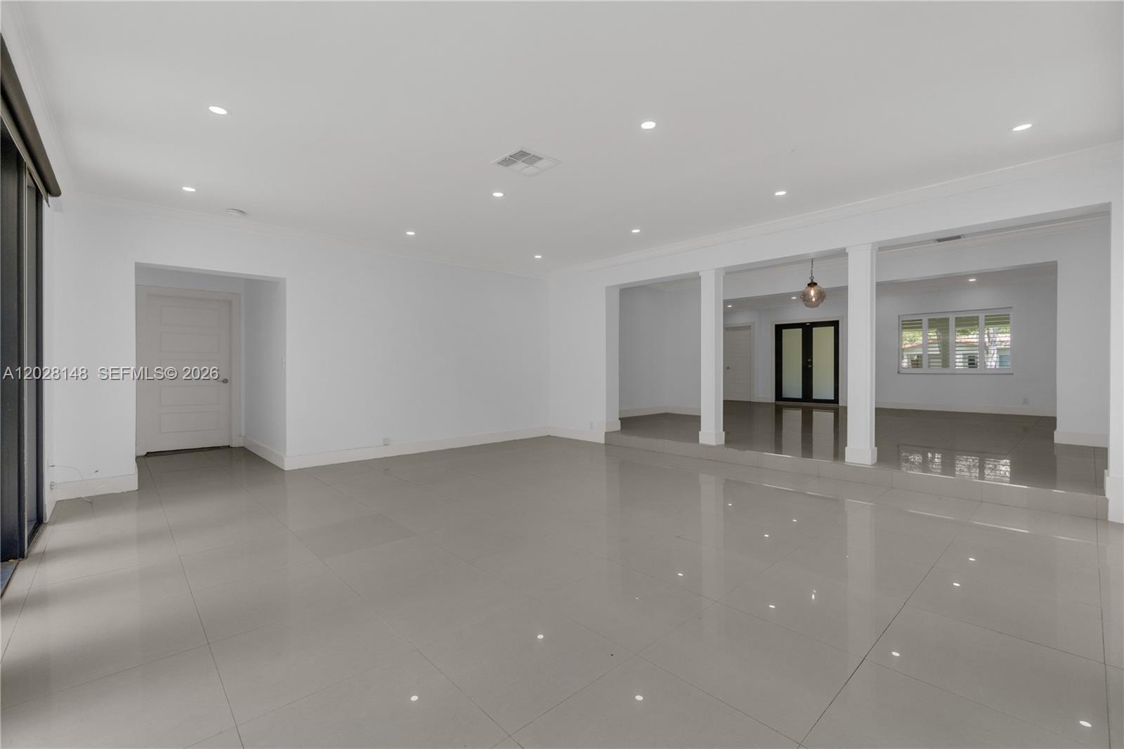 549 NE 12th Ave Fort Lauderdale, FL 33301