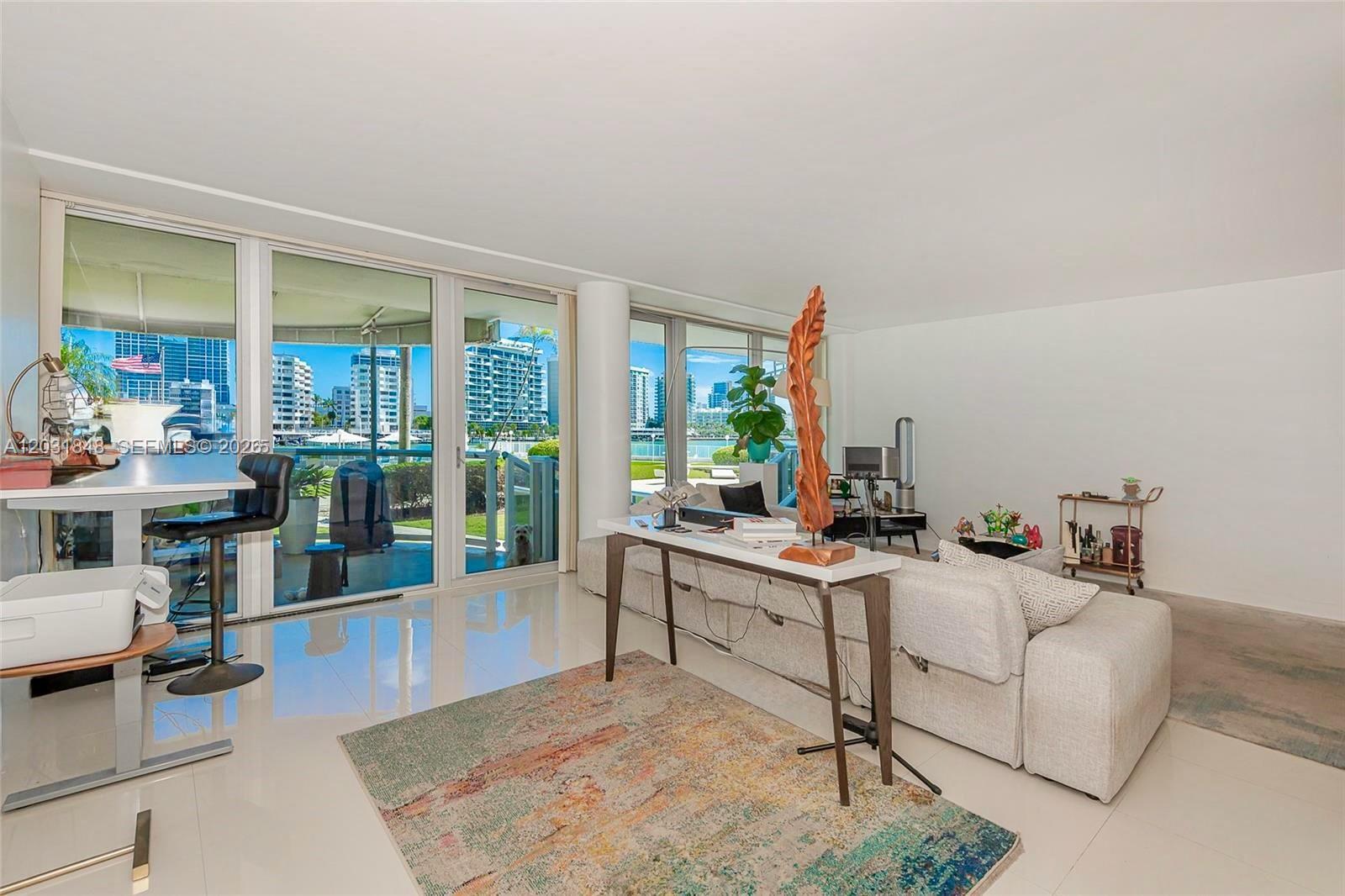 900 Bay #122 Miami Beach, FL 33141