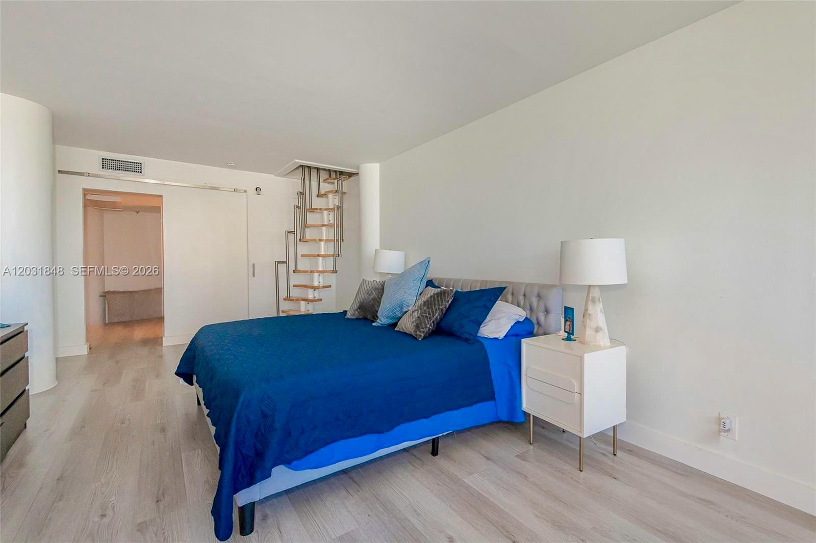 900 Bay #122 Miami Beach, FL 33141