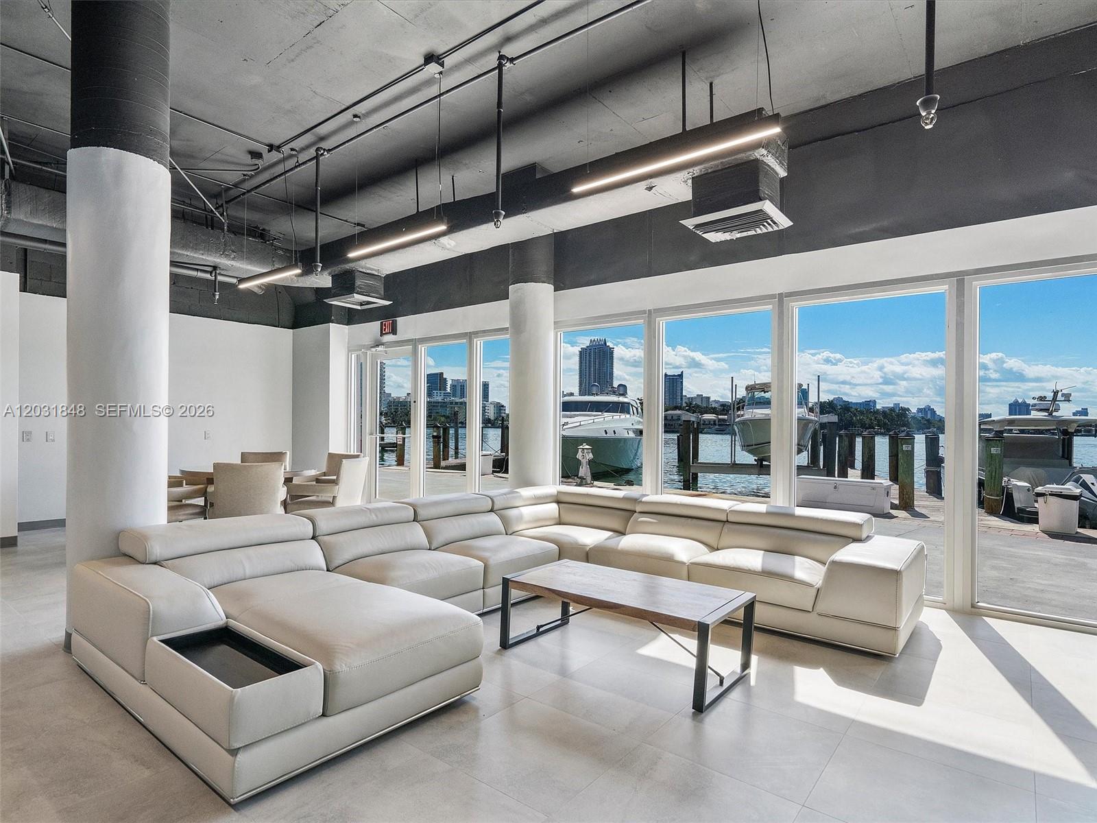 900 Bay #122 Miami Beach, FL 33141