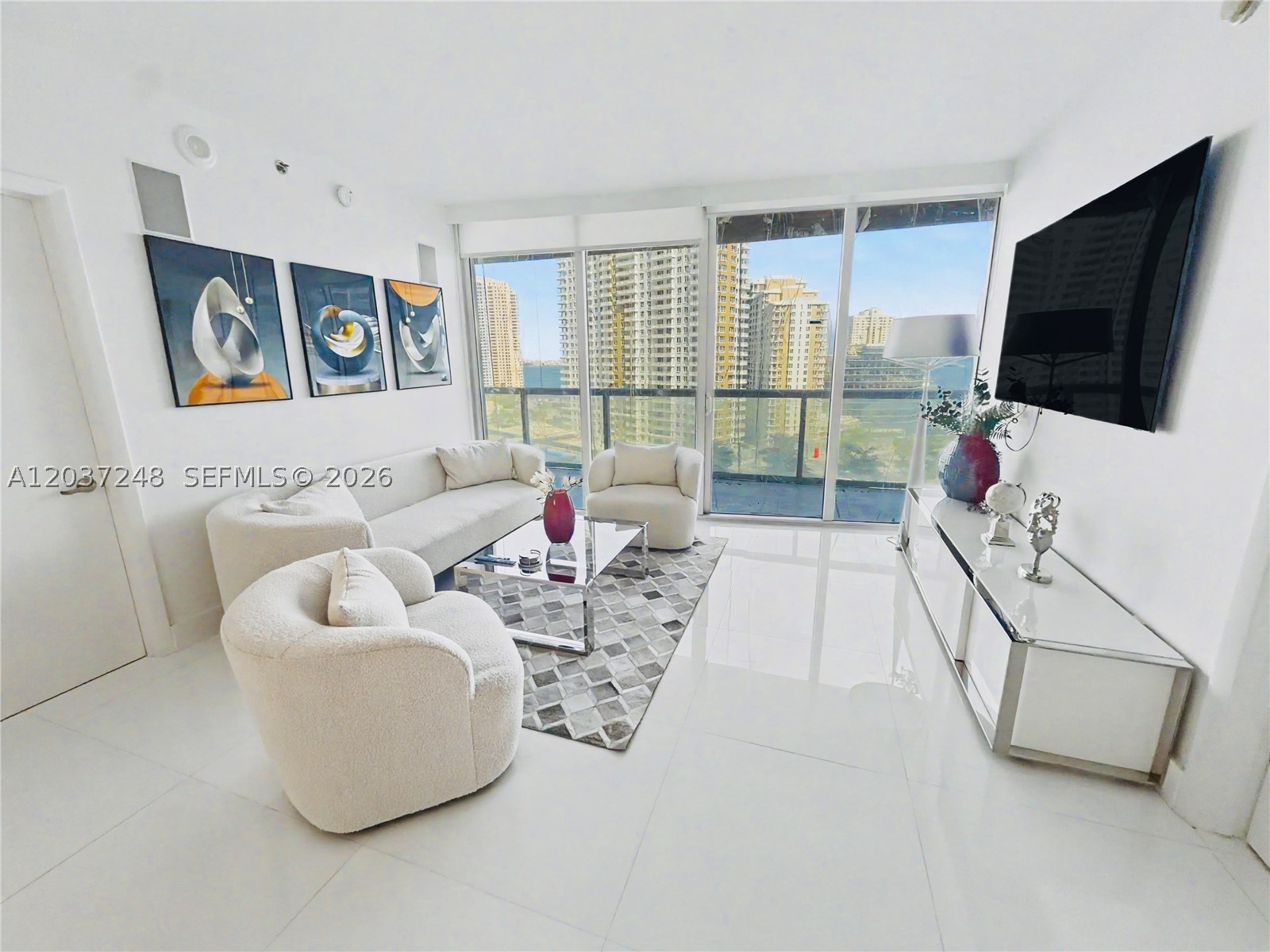 image Icon Brickell I0