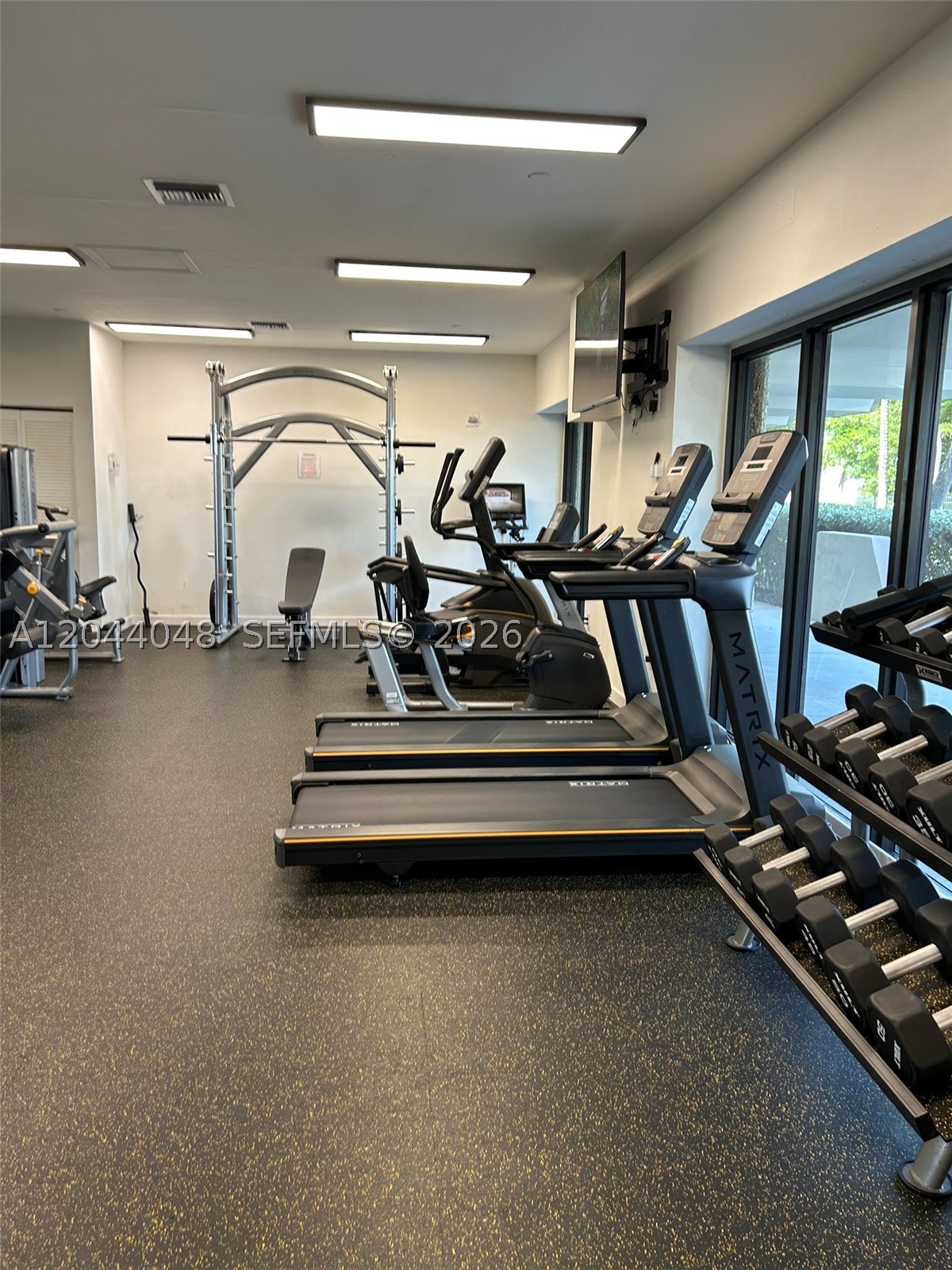 2625 Collins Ave #1805 Miami Beach, FL 33140