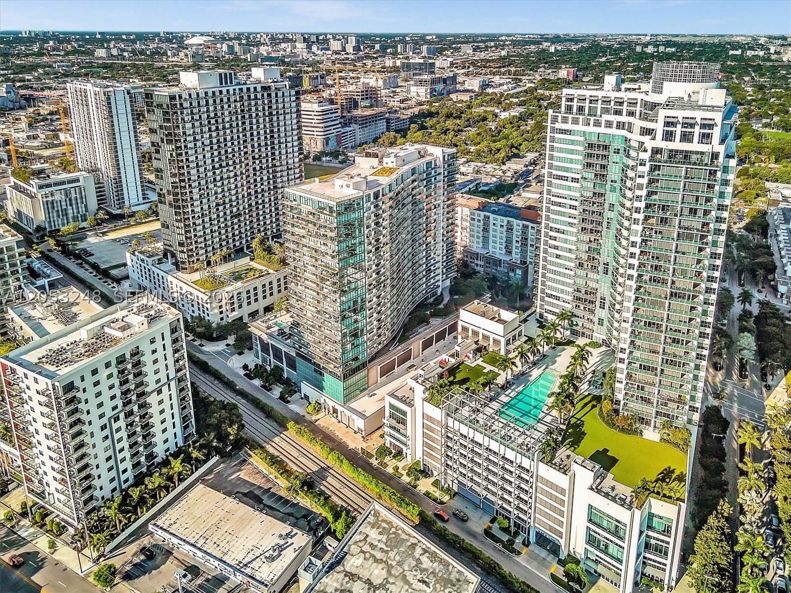 image 4 Midtown93