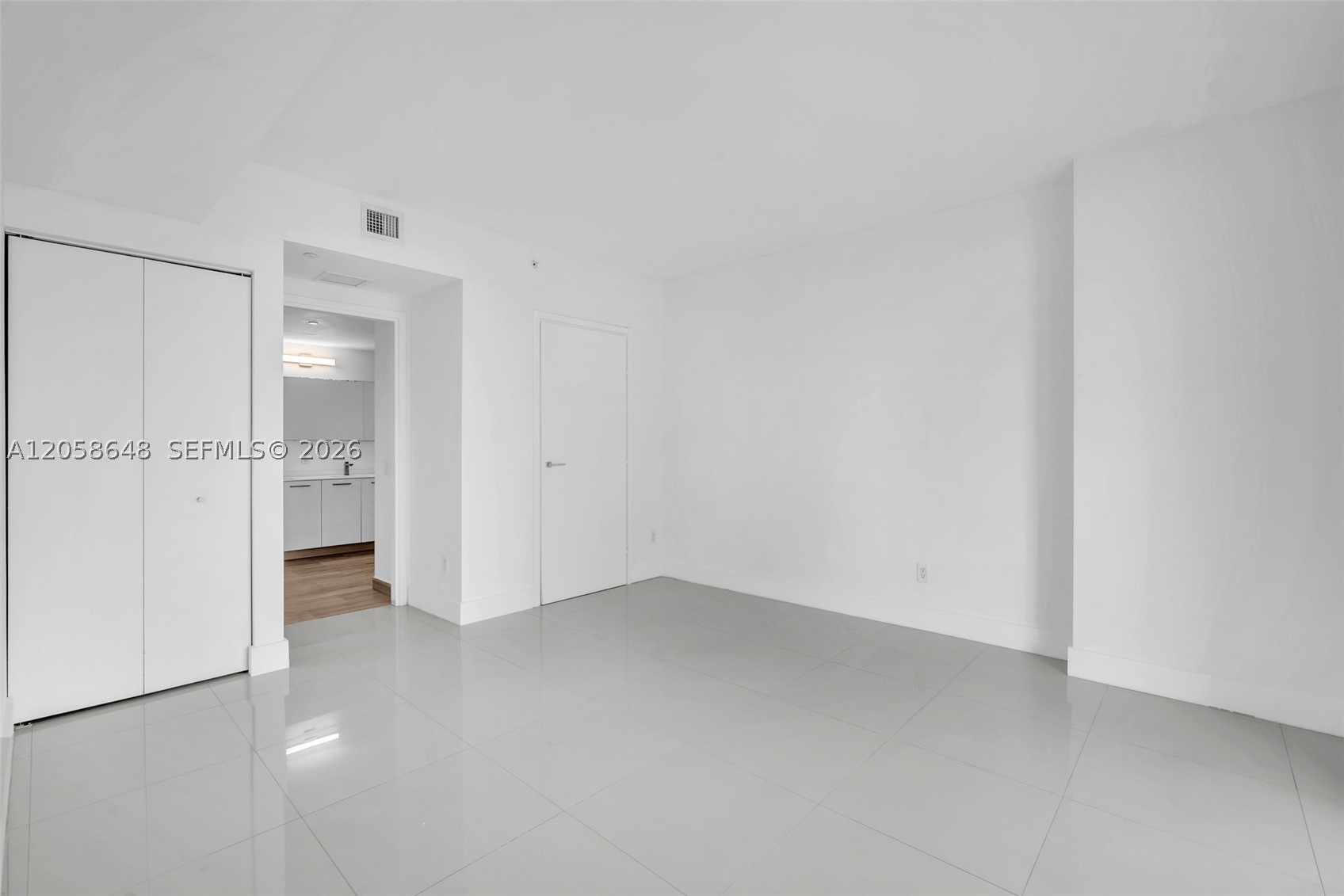 image Brickell House19