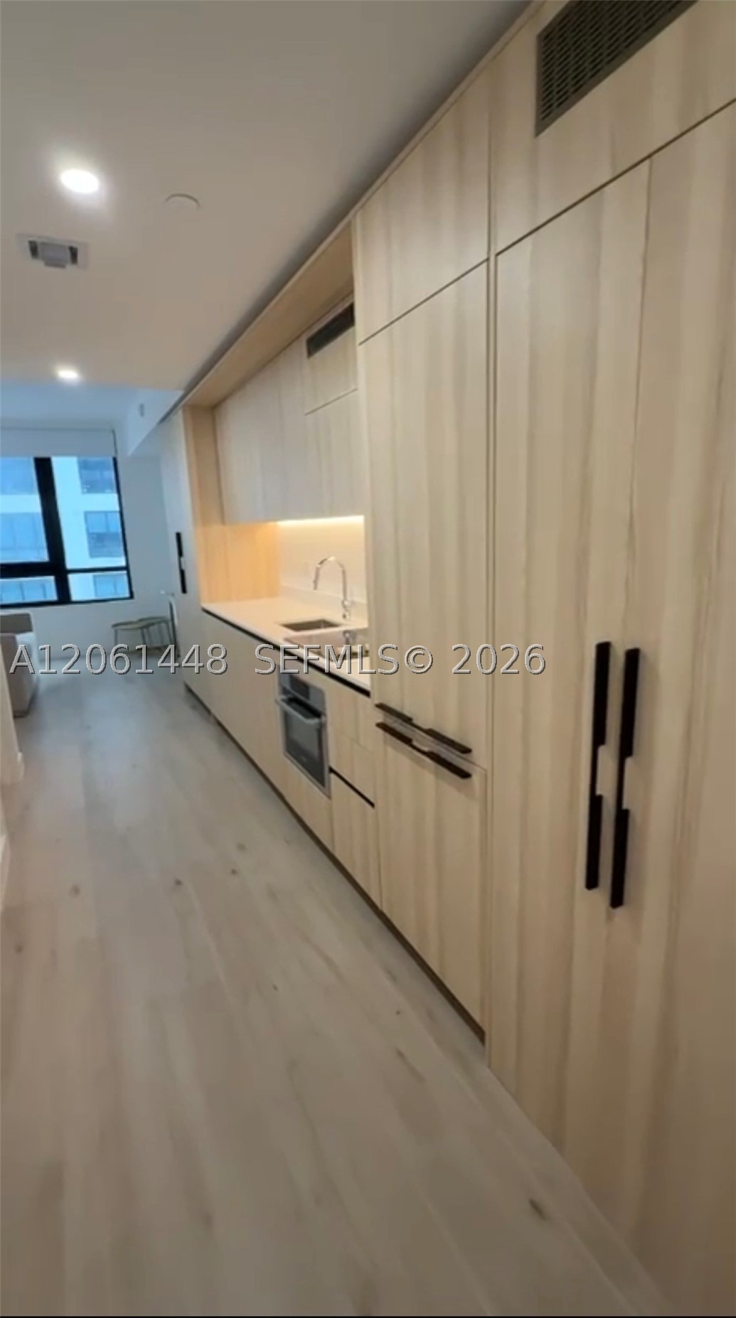 225 N Miami Ave #1506 Miami, FL 33128