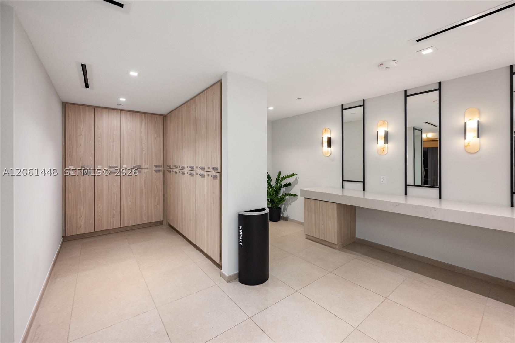 225 N Miami Ave #1506 Miami, FL 33128