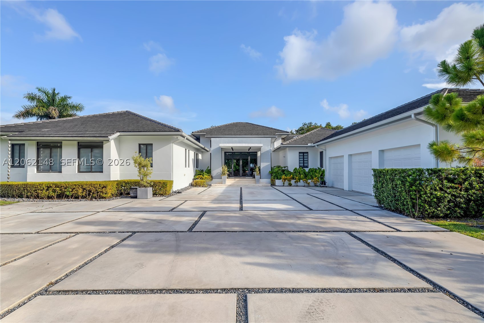 7830 SW 117th St Pinecrest, FL 33156
