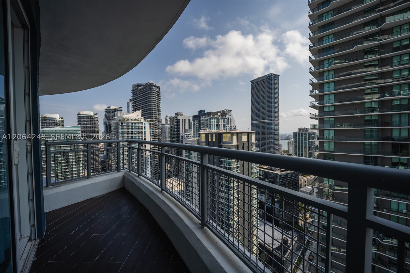 image Infinity at Brickell16