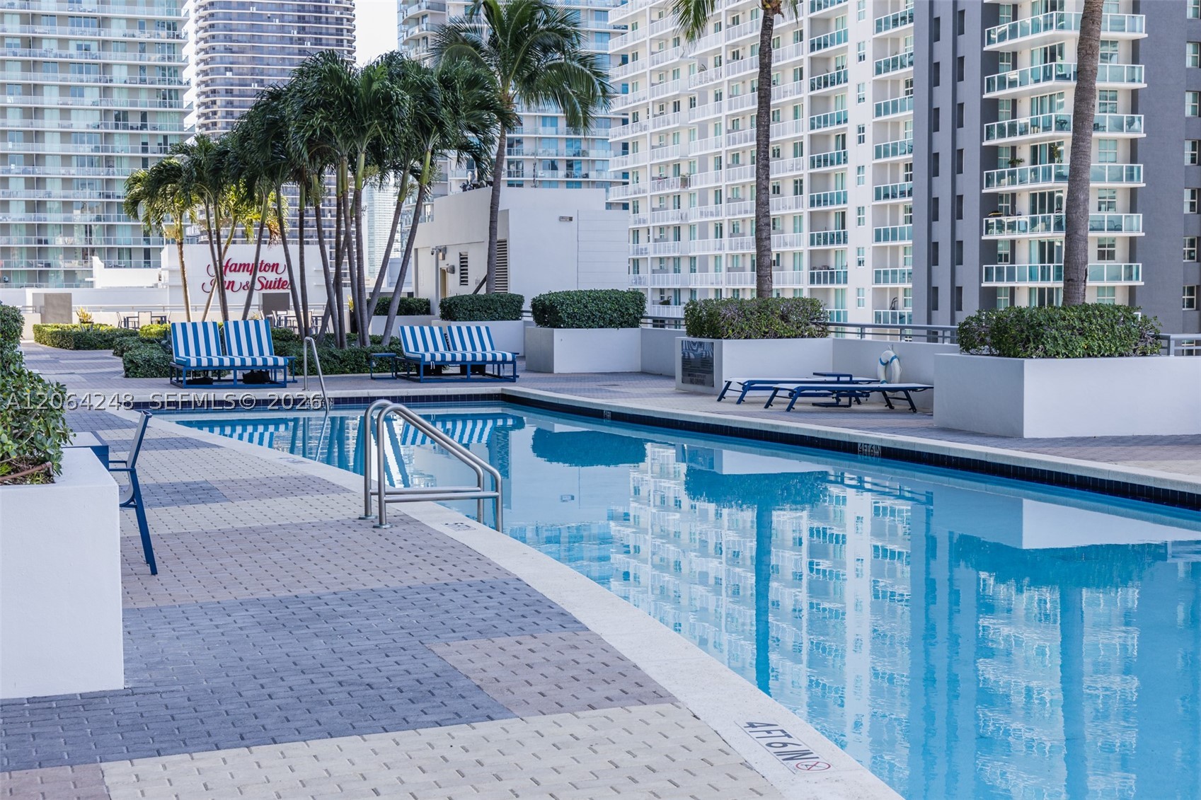 image Infinity at Brickell23