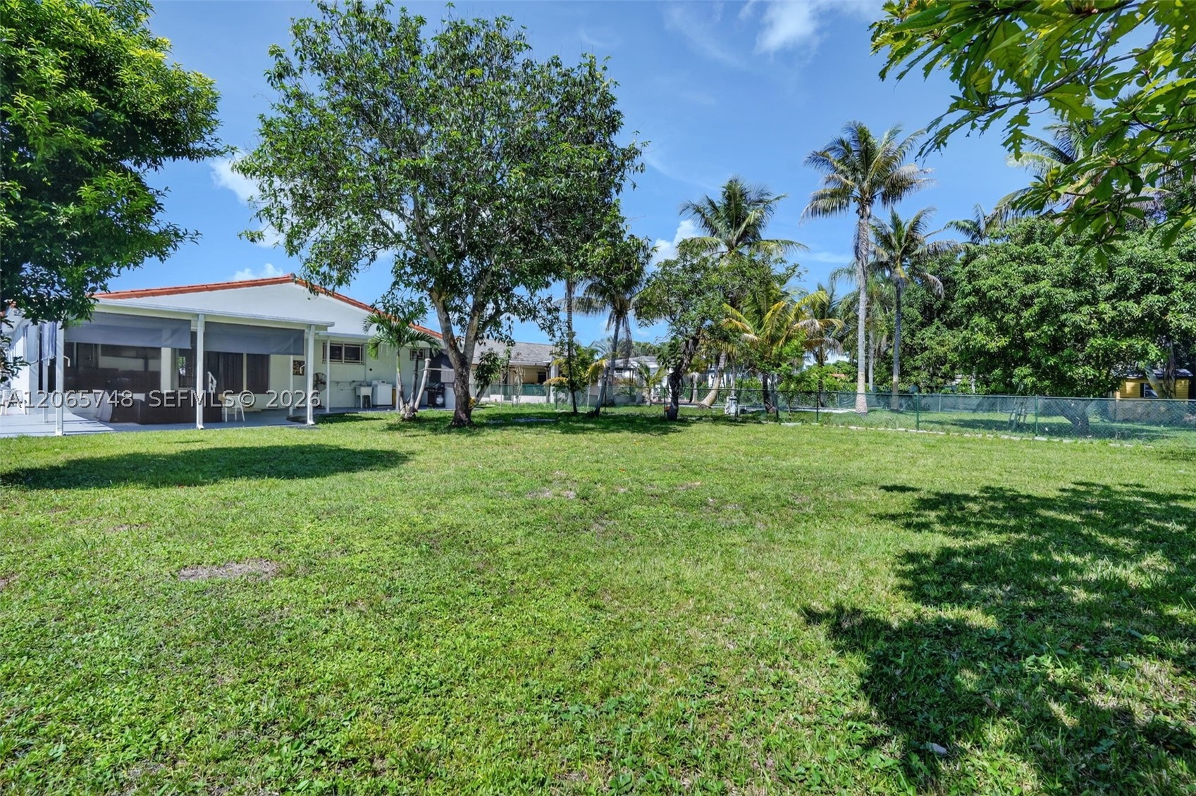 6010 SW 19th St Miami, FL 33155