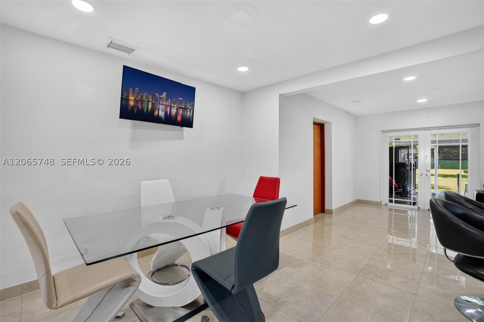 6010 SW 19th St Miami, FL 33155