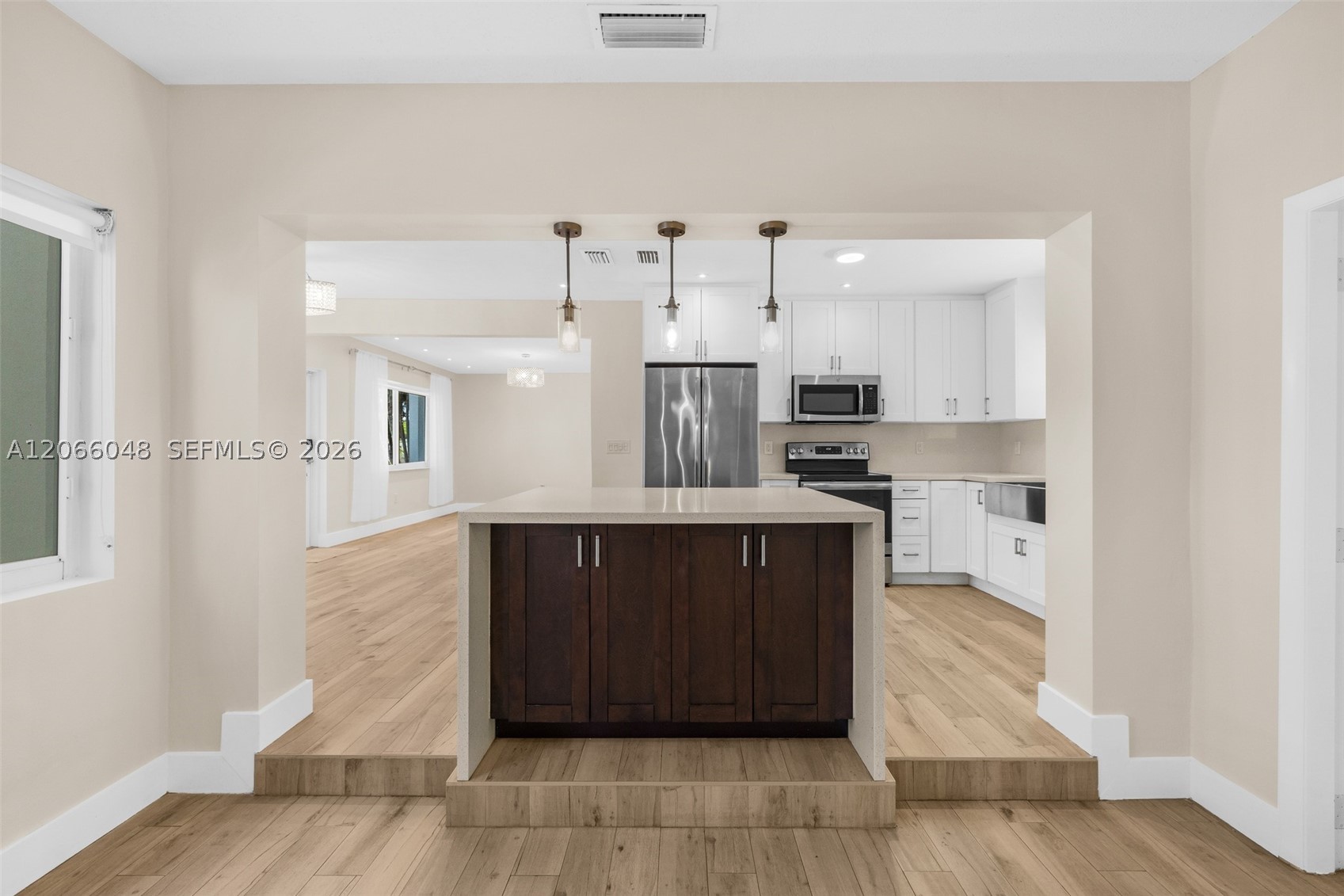 3210 SW 19th Ter Miami, FL 33145