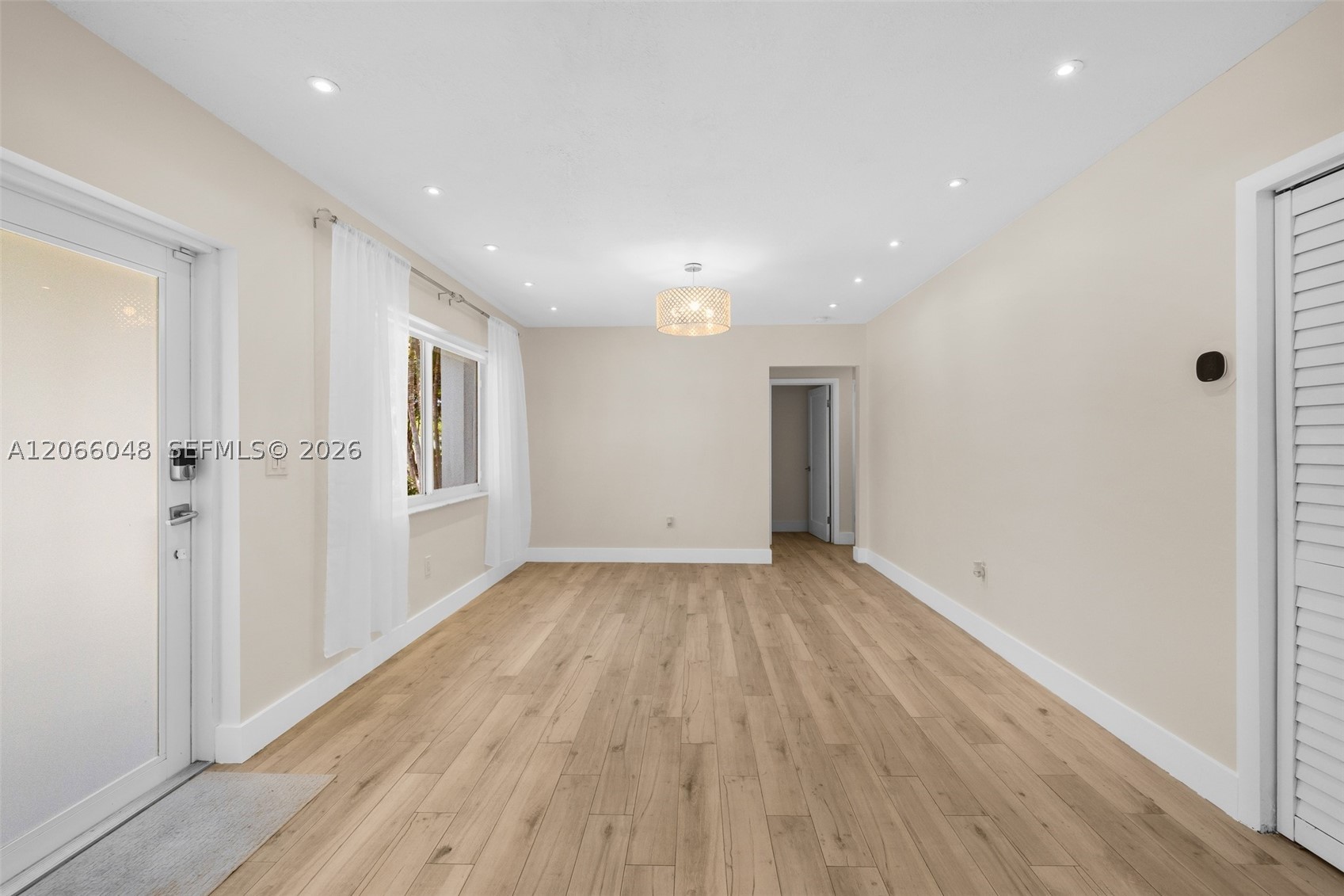 3210 SW 19th Ter Miami, FL 33145