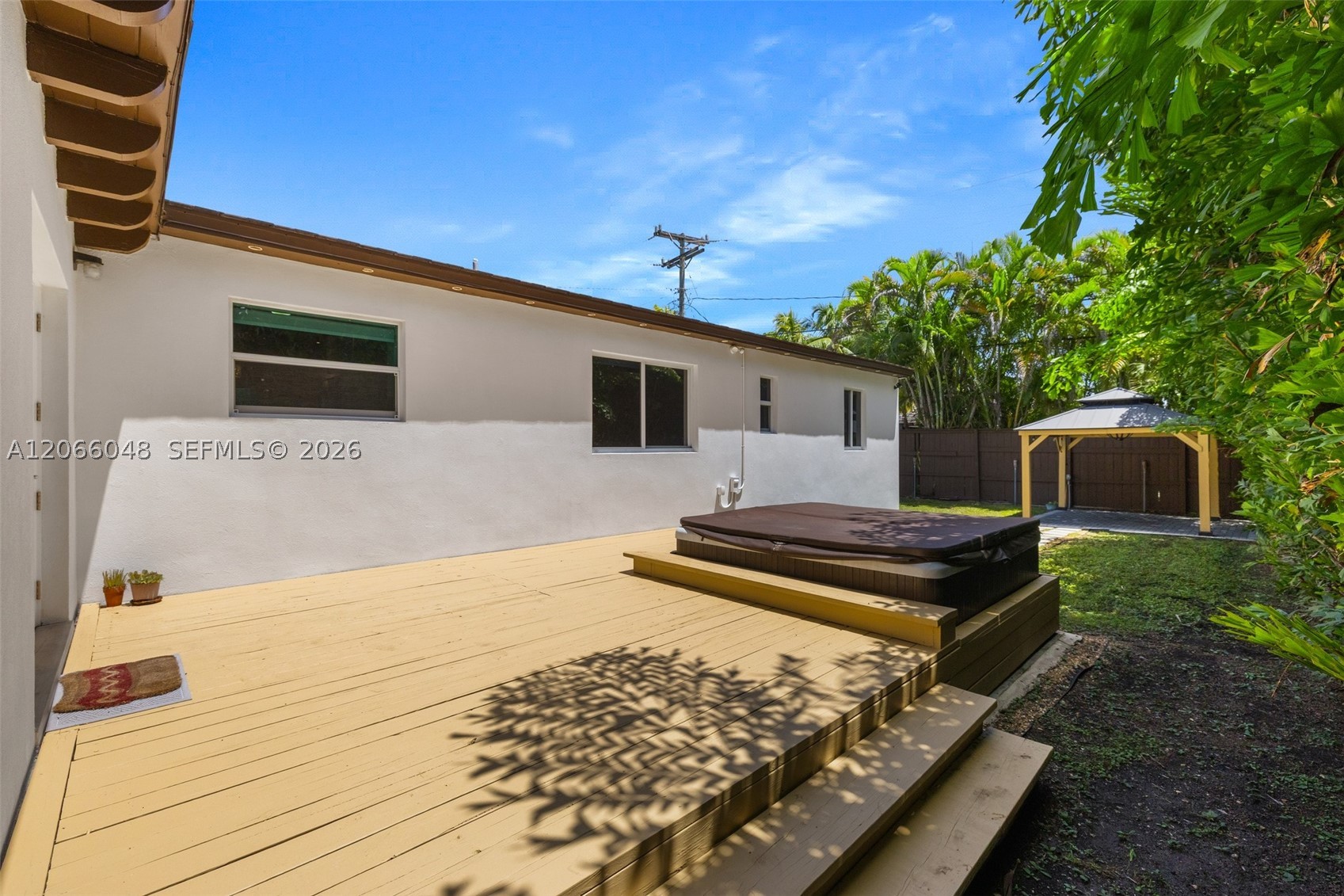 3210 SW 19th Ter Miami, FL 33145