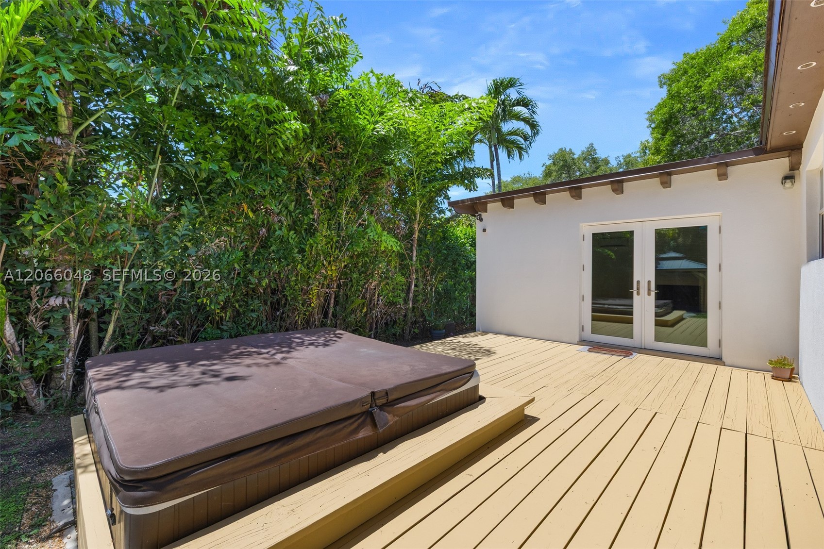 3210 SW 19th Ter Miami, FL 33145