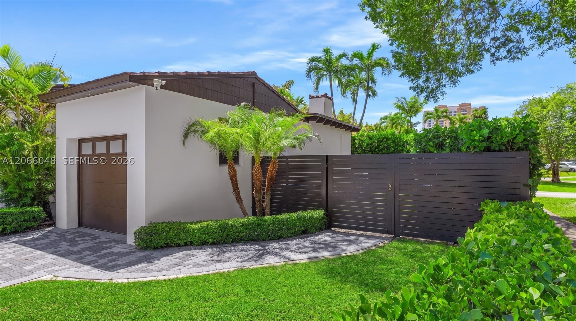 3210 SW 19th Ter Miami, FL 33145