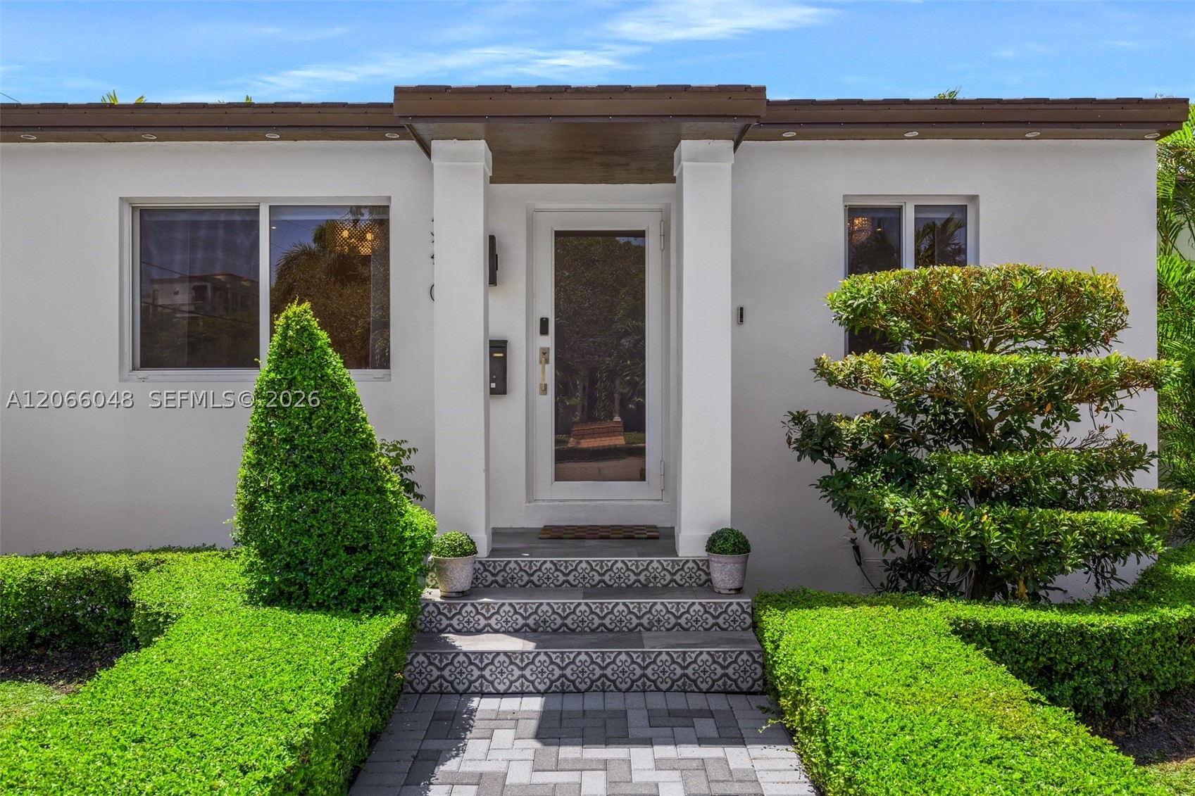 3210 SW 19th Ter Miami, FL 33145