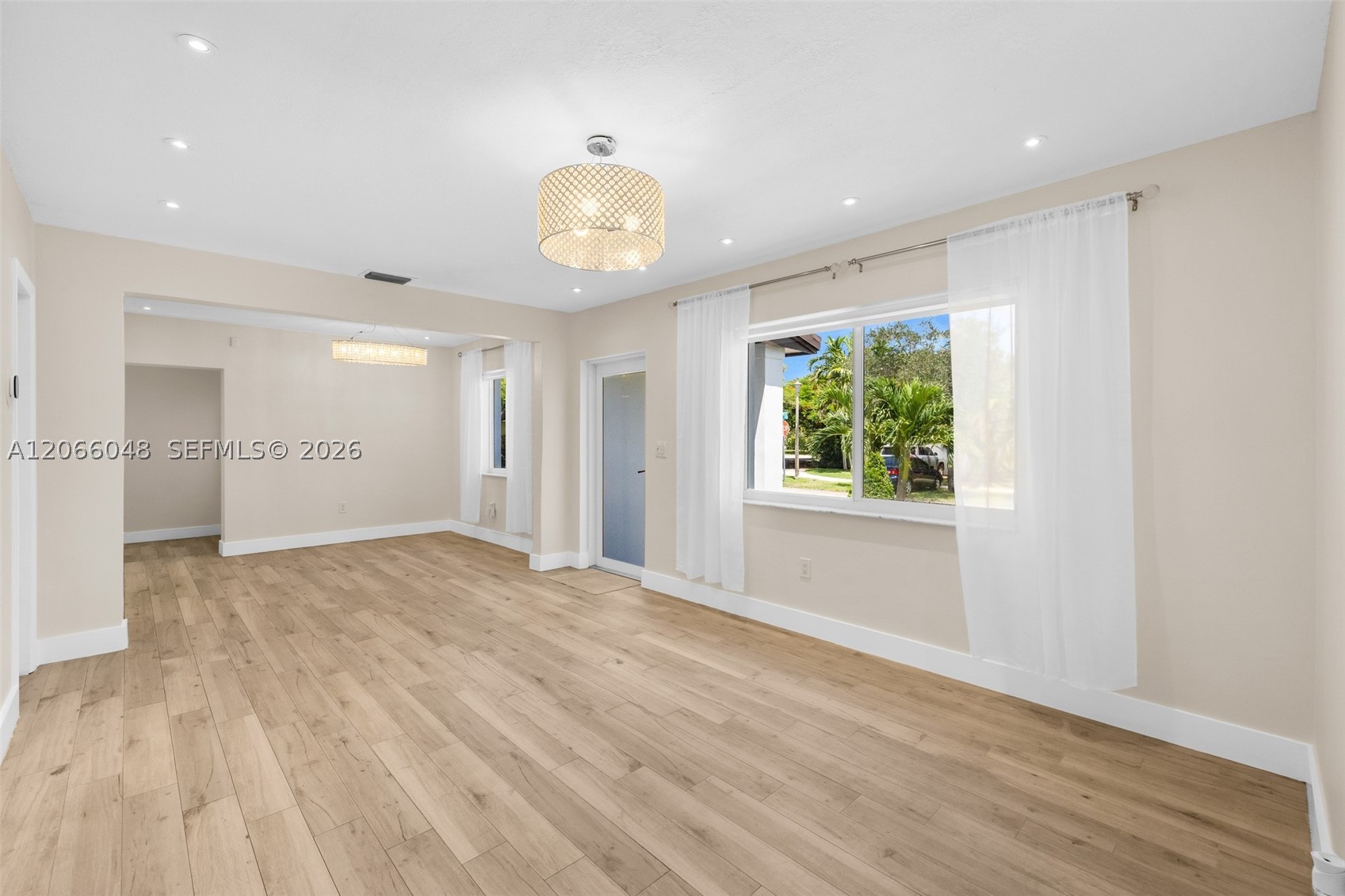 3210 SW 19th Ter Miami, FL 33145