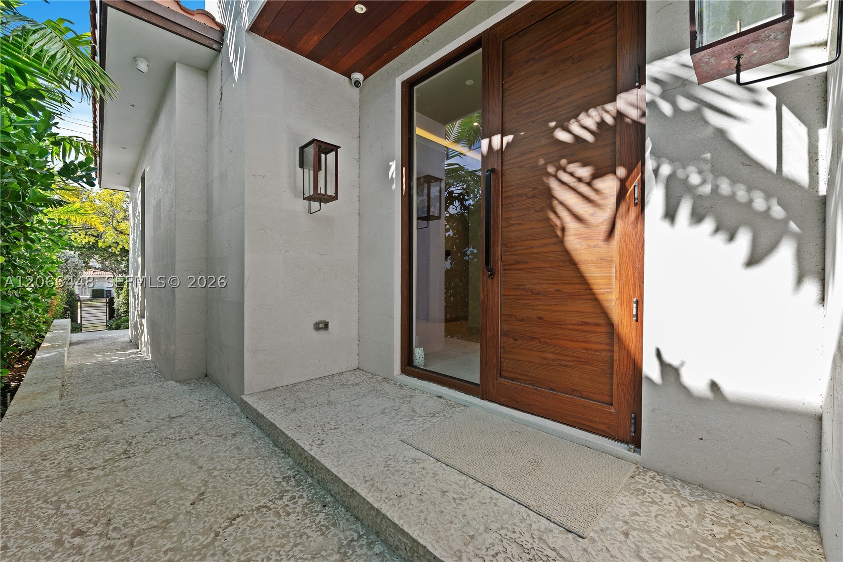 5831 Alton Rd Miami Beach, FL 33140