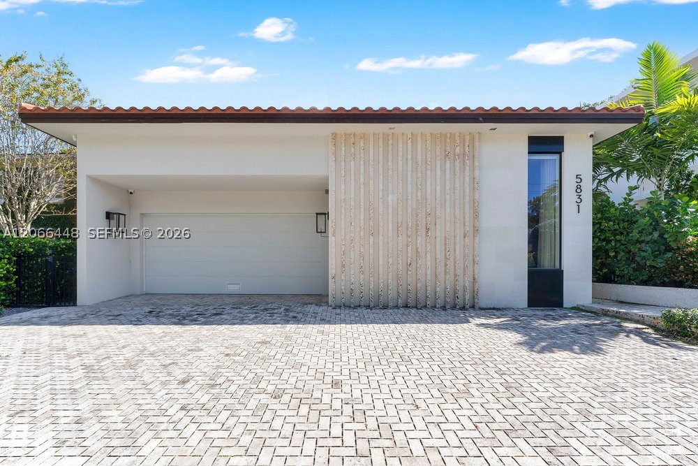 5831 Alton Rd Miami Beach, FL 33140
