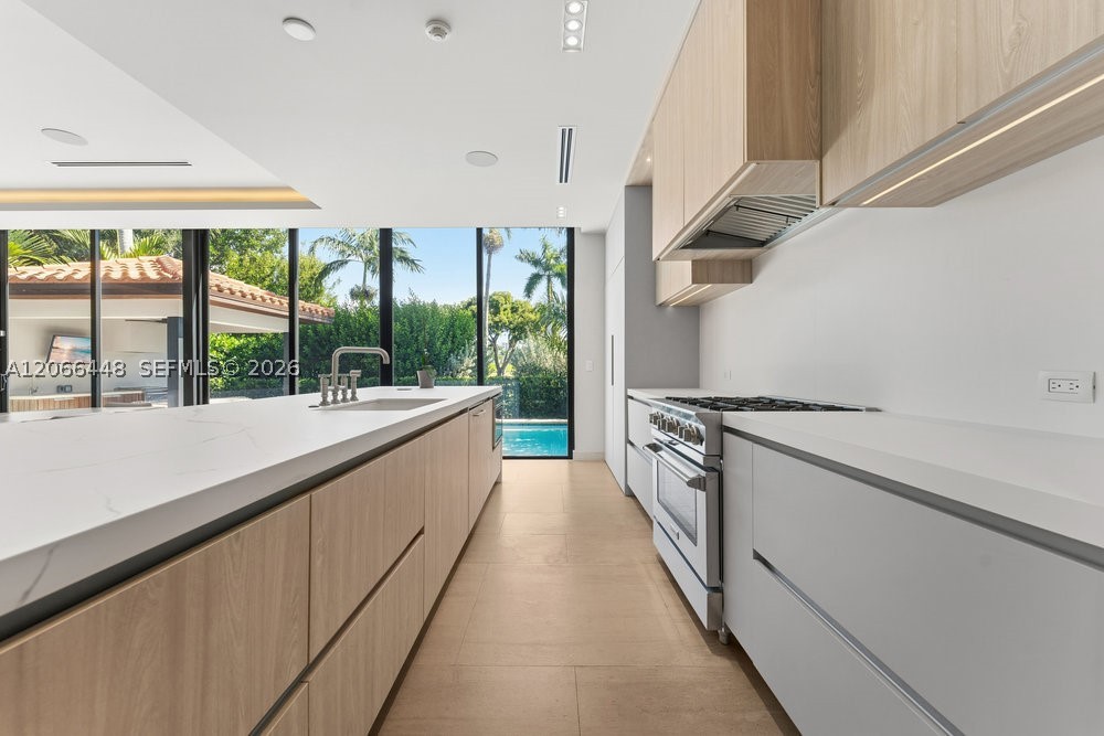 5831 Alton Rd Miami Beach, FL 33140