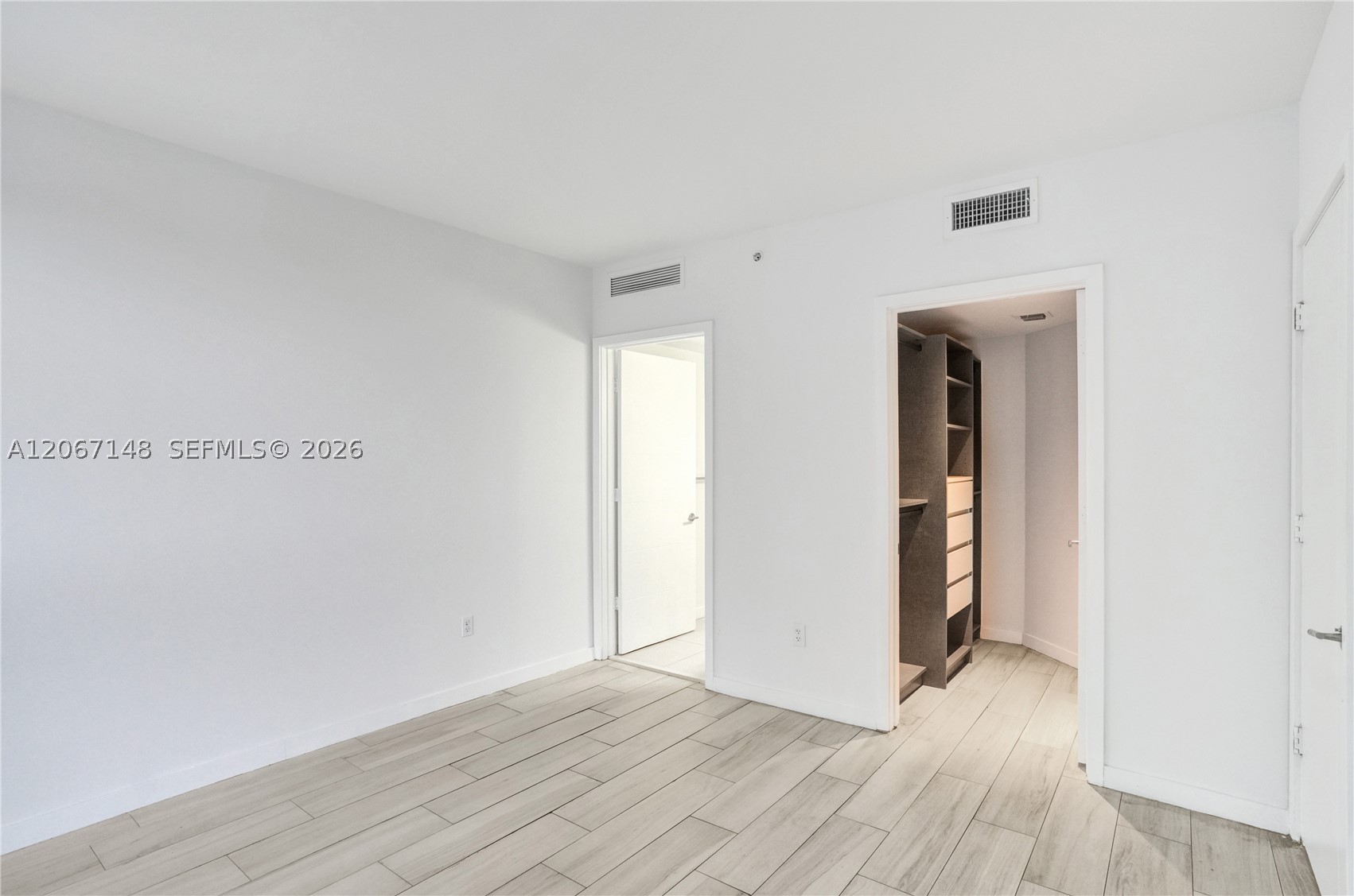 image Brickell Ten9