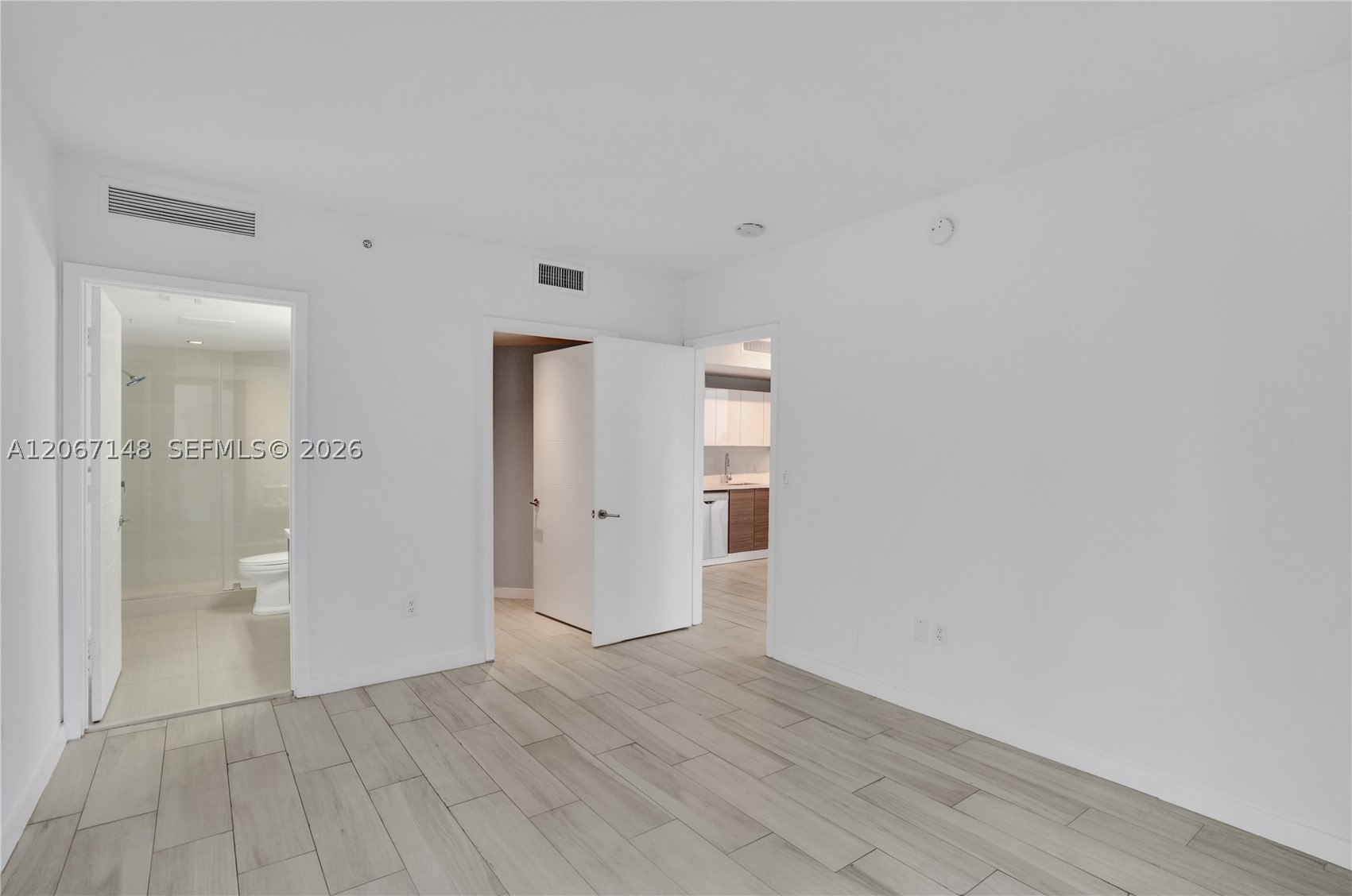 image Brickell Ten10