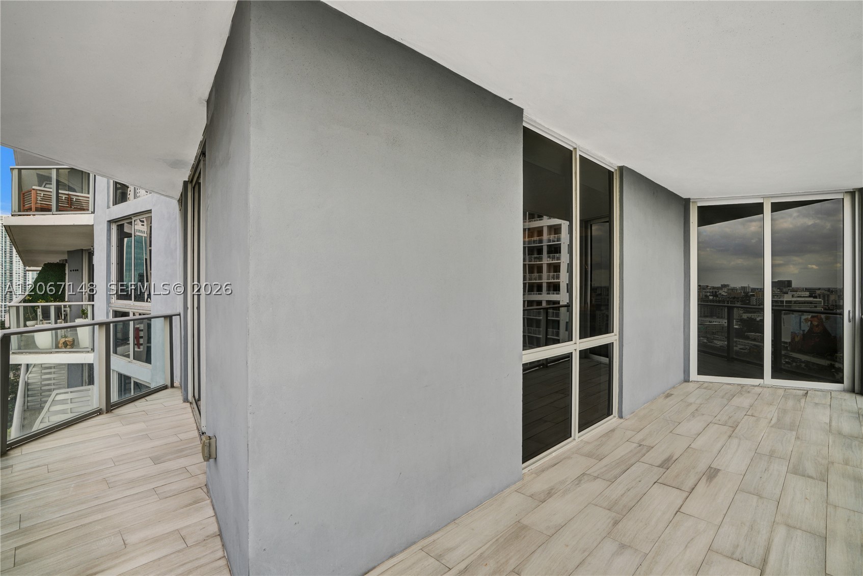 image Brickell Ten33