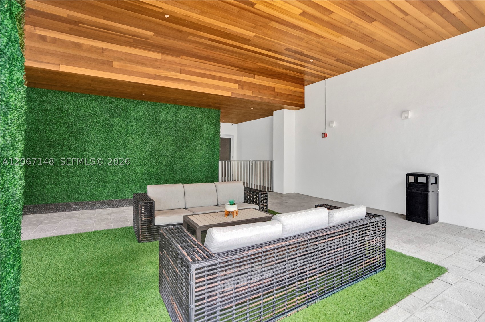 image Brickell Ten44