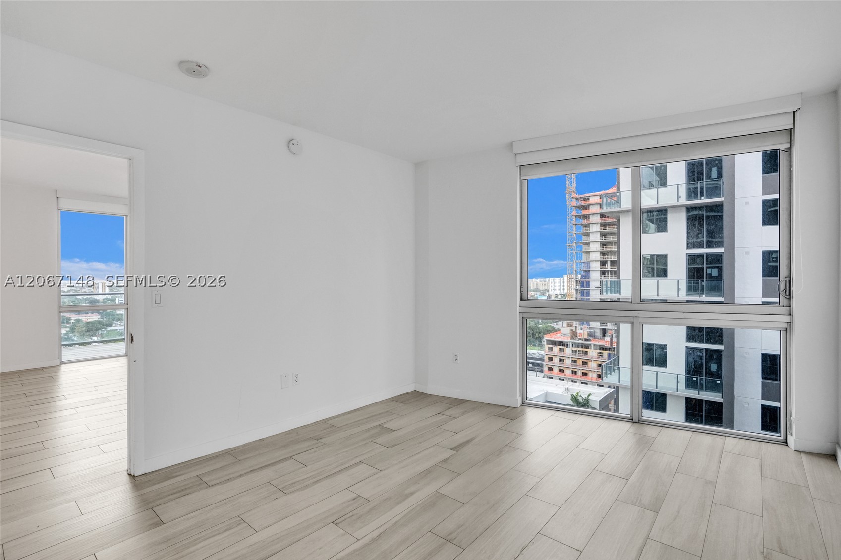 image Brickell Ten8