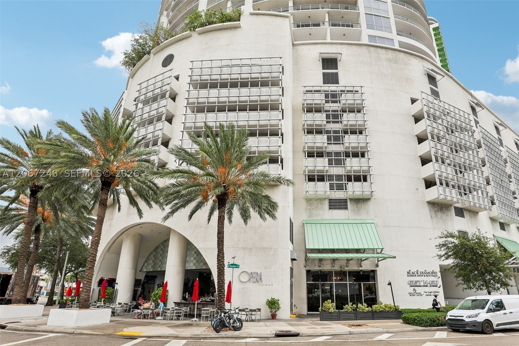 1750 N Bayshore Dr #3207
