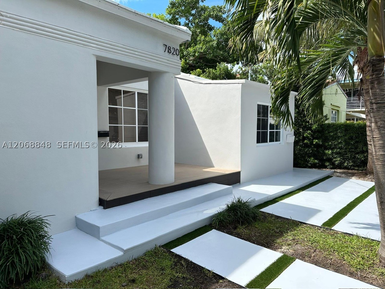 7820 Carlyle Ave Miami Beach, FL 33141