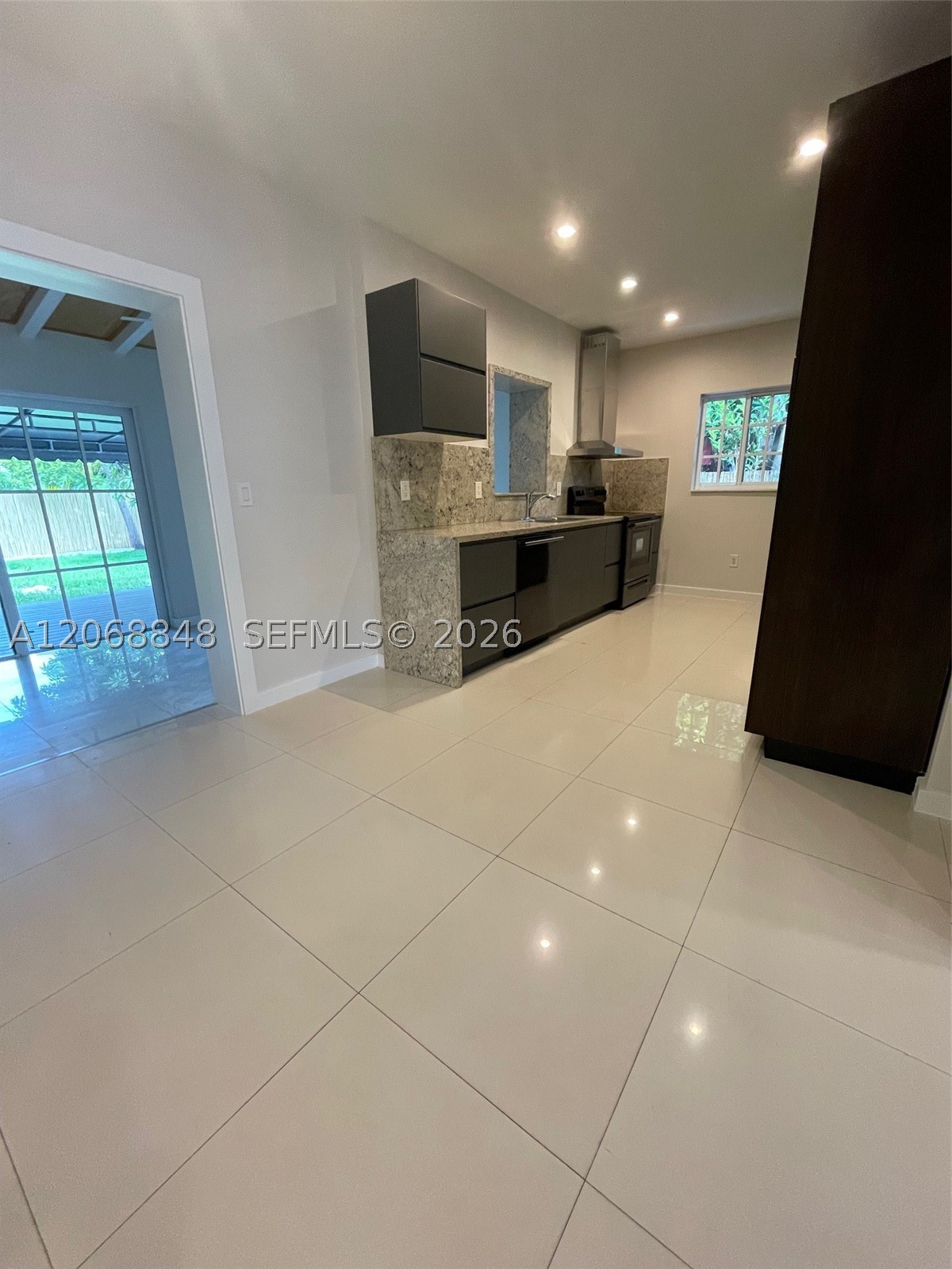 7820 Carlyle Ave Miami Beach, FL 33141