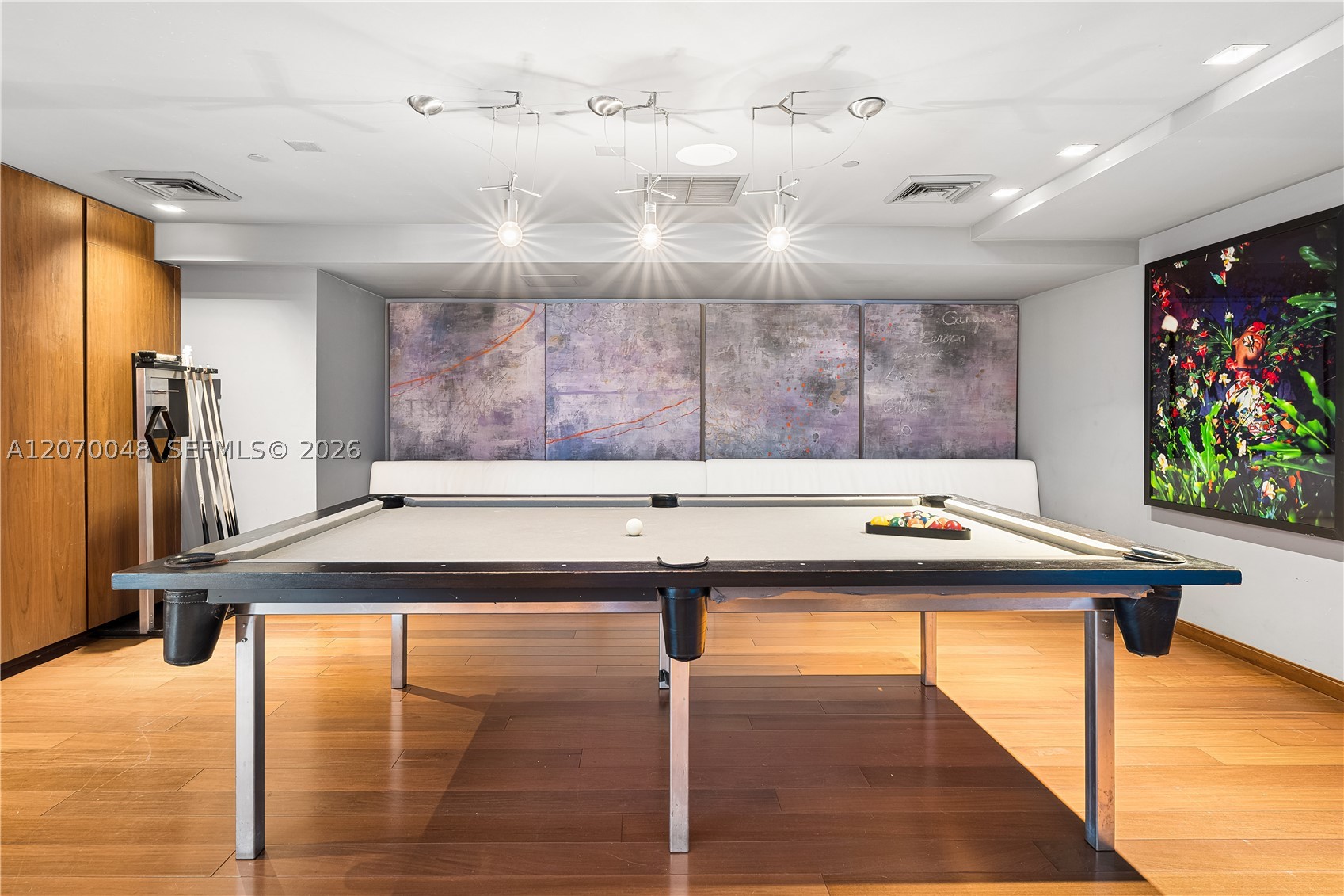 335 S Biscayne Blvd #2609 Miami, FL 33131